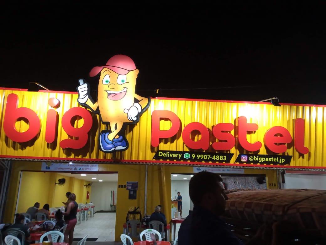 Fachada Lanchonete Letras Mascote.jpg