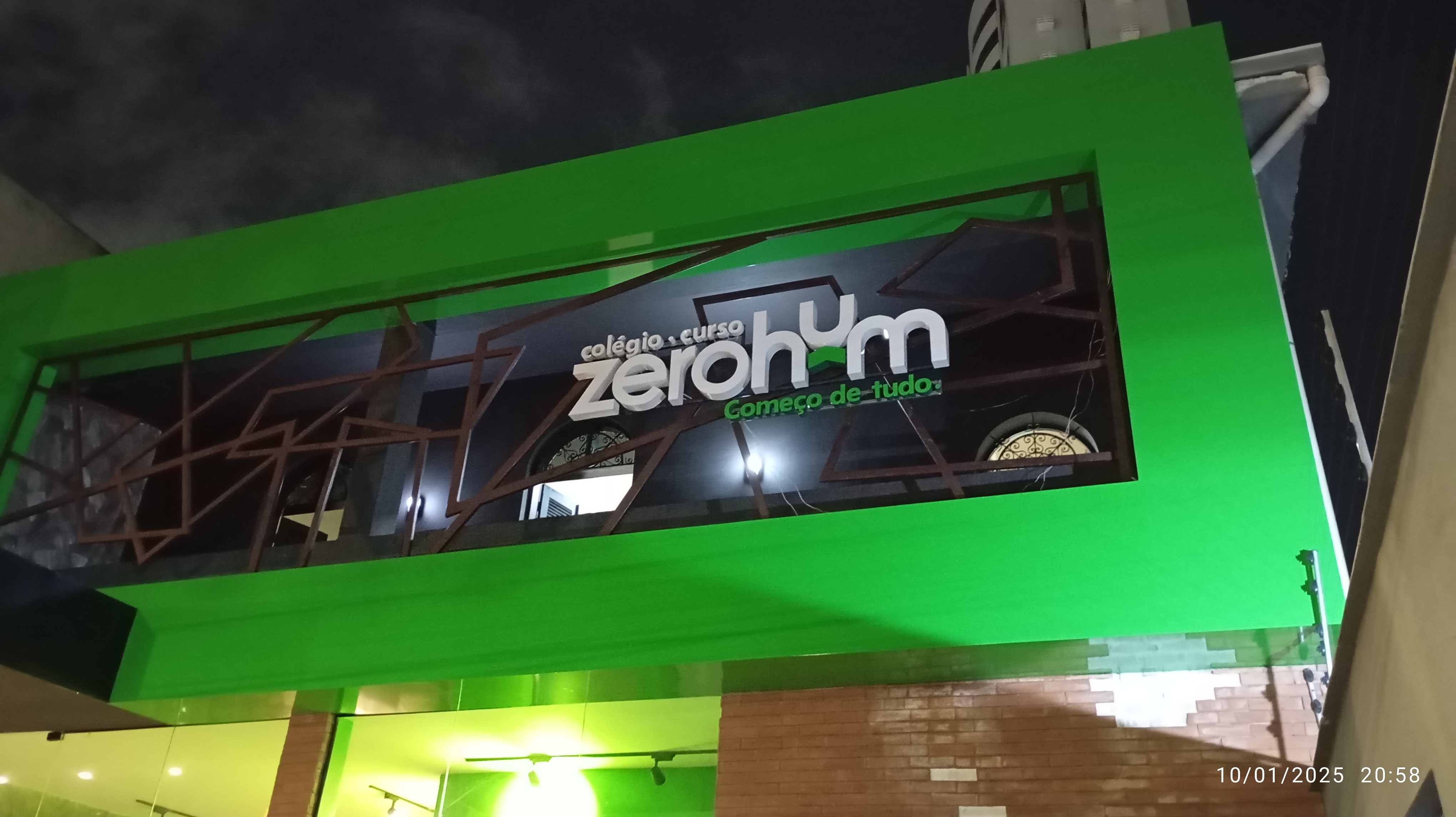 letreiro fachada acm.jpg